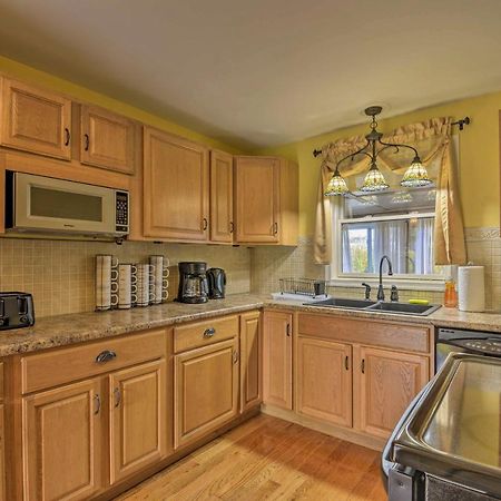 Spacious Home By Finger Lakes And Watkins Glen! Burdett Eksteriør billede