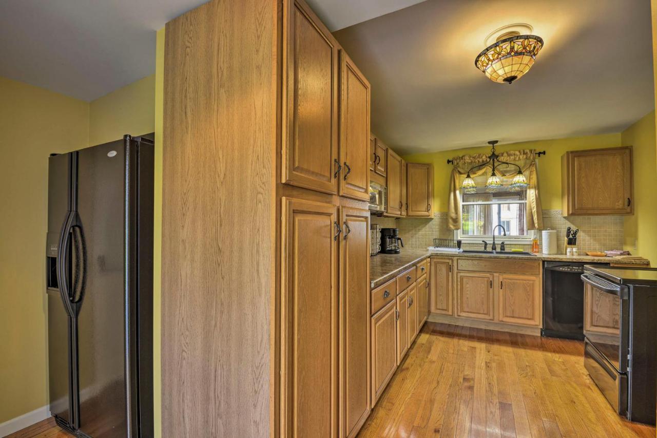 Spacious Home By Finger Lakes And Watkins Glen! Burdett Eksteriør billede